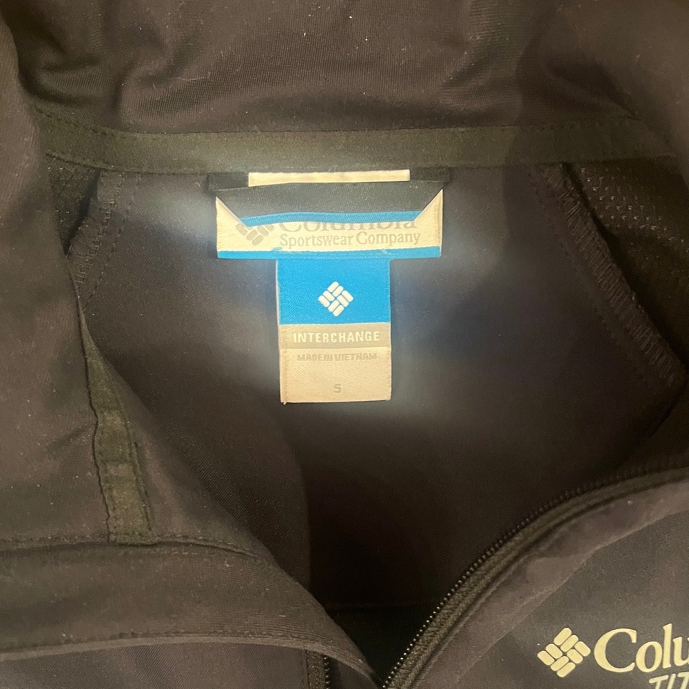 Columbia black Softshell Jacket - Picture 3 of 7